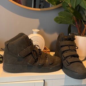 Men's Black High-Top Sneakers